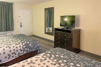 Standard Room, 2 Queen Beds, Non Smoking