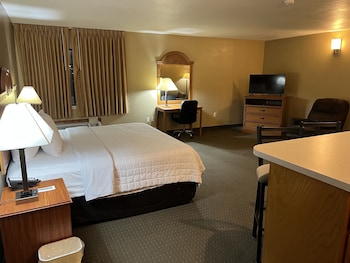 Suite, 1 King Bed, Non Smoking