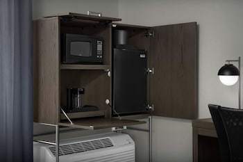 Suite, 1 Bedroom, Hearing Accessible (Accessible Bathtub)