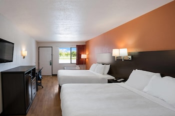 Standard Room, 2 Queen Beds, Non Smoking