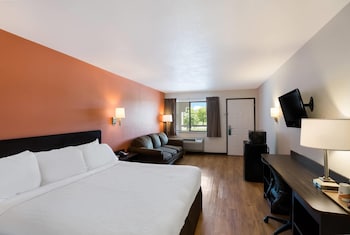 Standard Room, 1 King Bed, Non Smoking