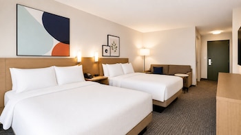 Room, Accessible (Roll-In Shower)