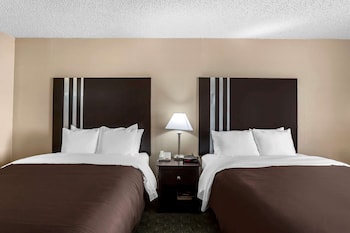 Standard Room, 2 Queen Beds, Non Smoking