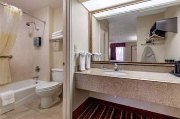 Standard Room, 1 King Bed, Smoking, Refrigerator & Microwave