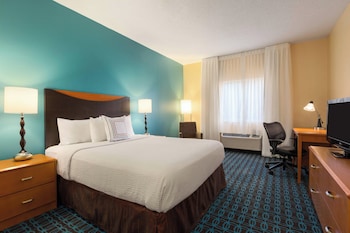 Room, 1 Queen Bed, Hearing Accessible (Accessible Bathtub)