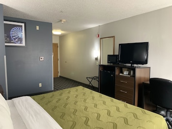 Standard Room, 1 King Bed, Non Smoking