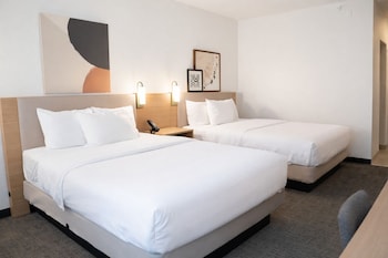 Room, 2 Queen Beds