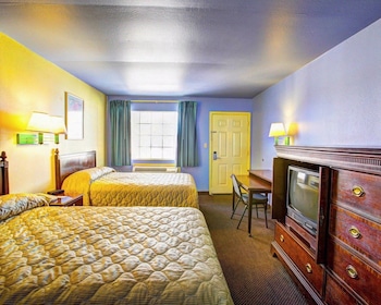 Double or Twin Room, 2 Double Beds, Non Smoking