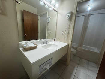 Superior Suite, 1 King Bed, Non Smoking