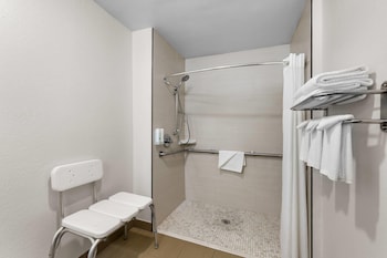 Room, 2 Queen Beds, Accessible, Non Smoking