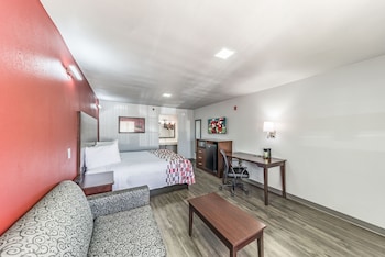 Superior Room, 1 King Bed with Sofa bed (Smoke Free)