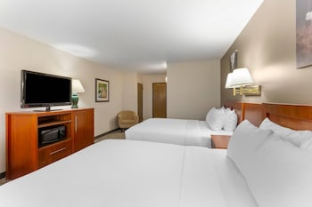 Standard Room, 2 Queen Beds, Non Smoking