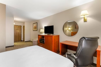 Suite, 1 Queen Bed, Non Smoking