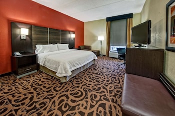 One King Bed Non-Smoking