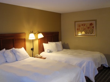 Room, 2 Double Beds, Accessible, Non Smoking (Mobility,Hearing,Tub w/Grab Bars)