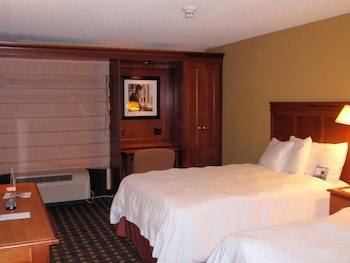 Room, 1 King Bed, Accessible, Non Smoking (Mobility,Hearing,Tub w/Grab Bars)