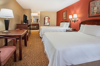 Room, 2 Queen Beds, Accessible, Non Smoking (Mobility)