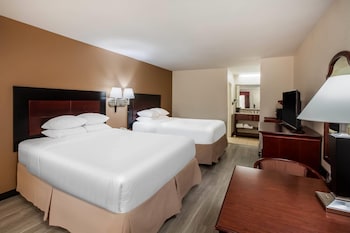 Room, 2 Queen Beds, Non Smoking