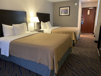 Standard Room, 2 Queen Beds, Non Smoking