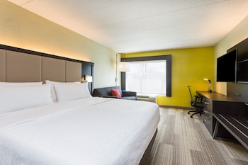 Standard Room, 1 King Bed