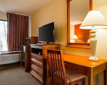 Standard Room, 1 King Bed, Smoking