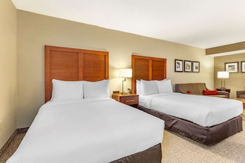 Suite, 2 Double Beds, Non Smoking
