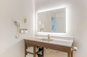 Suite, Multiple Beds, Non Smoking (Upgrade)
