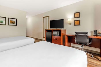 Room, 2 Queen Beds, Accessible, Non Smoking