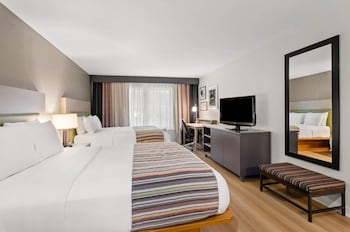 Room, 2 Queen Beds, Accessible, Non Smoking