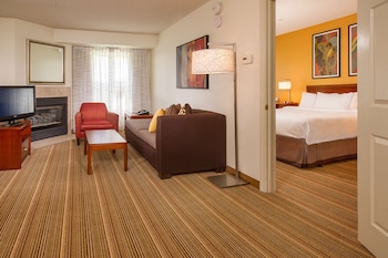 Suite, Multiple Beds, Accessible (Hearing Two Bedroom)