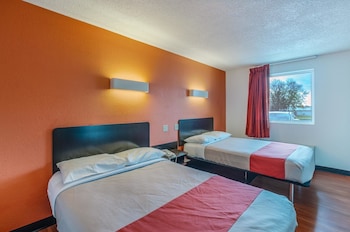 2 Full Beds, Non-Smoking, Micfridge