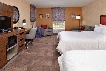 Two queen beds non smoking