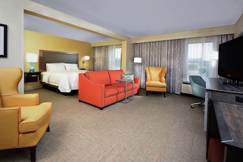 Luxury Suite, 1 King Bed, Non Smoking