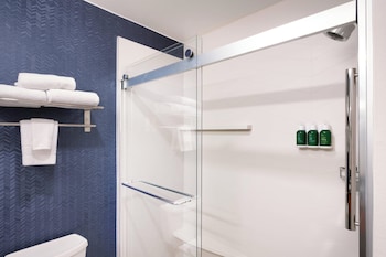 Room, 2 Queen Beds (Hearing Accessible)