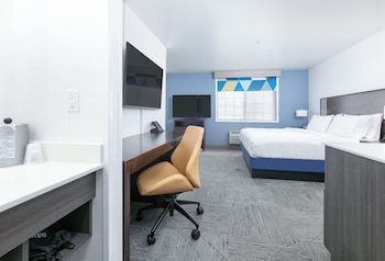 Suite, 1 King Bed
