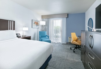 Standard Room, 1 King Bed, Balcony