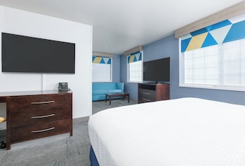 Suite, 1 King Bed