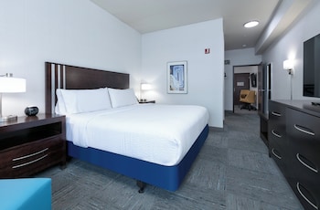 Suite, 1 Bedroom, Mobility Accessible (Mobility)