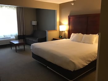 Suite, 1 King Bed, Non Smoking
