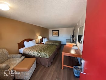 Standard Room, 2 Queen Beds, Non Smoking