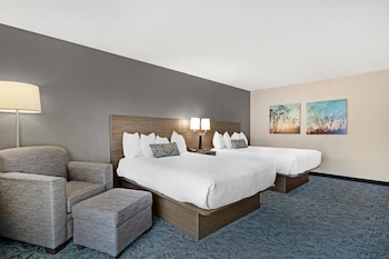 Suite, 2 Queen Beds, Non Smoking, Balcony