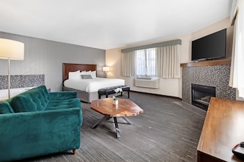 Suite, 1 King Bed, Non Smoking, Jetted Tub