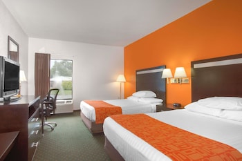 Standard Room, 2 Queen Beds, Non Smoking