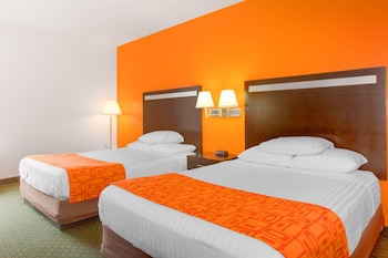 Standard Room, 2 Queen Beds, Non Smoking