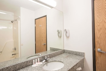 Studio Suite, 1 King Bed, Non Smoking