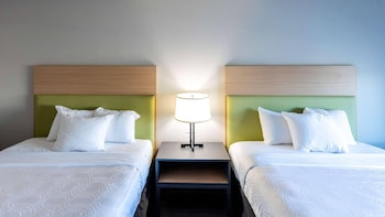 Room, 2 Queen Beds, Accessible, Non Smoking