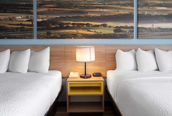 Room, 2 Queen Beds, Non Smoking