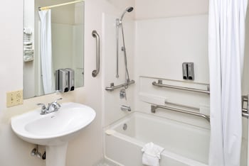 Room, 1 Queen Bed, Accessible