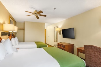 Room, 2 Queen Beds