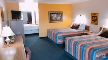 Deluxe Room, 2 Queen Beds, Non Smoking, Refrigerator & Microwave